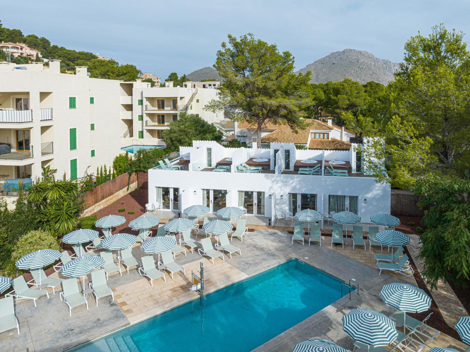 Cabot Las Velas Apartments Port de Pollença Extérieur photo