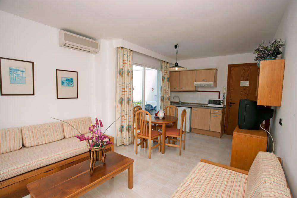 Cabot Las Velas Apartments Port de Pollença Extérieur photo